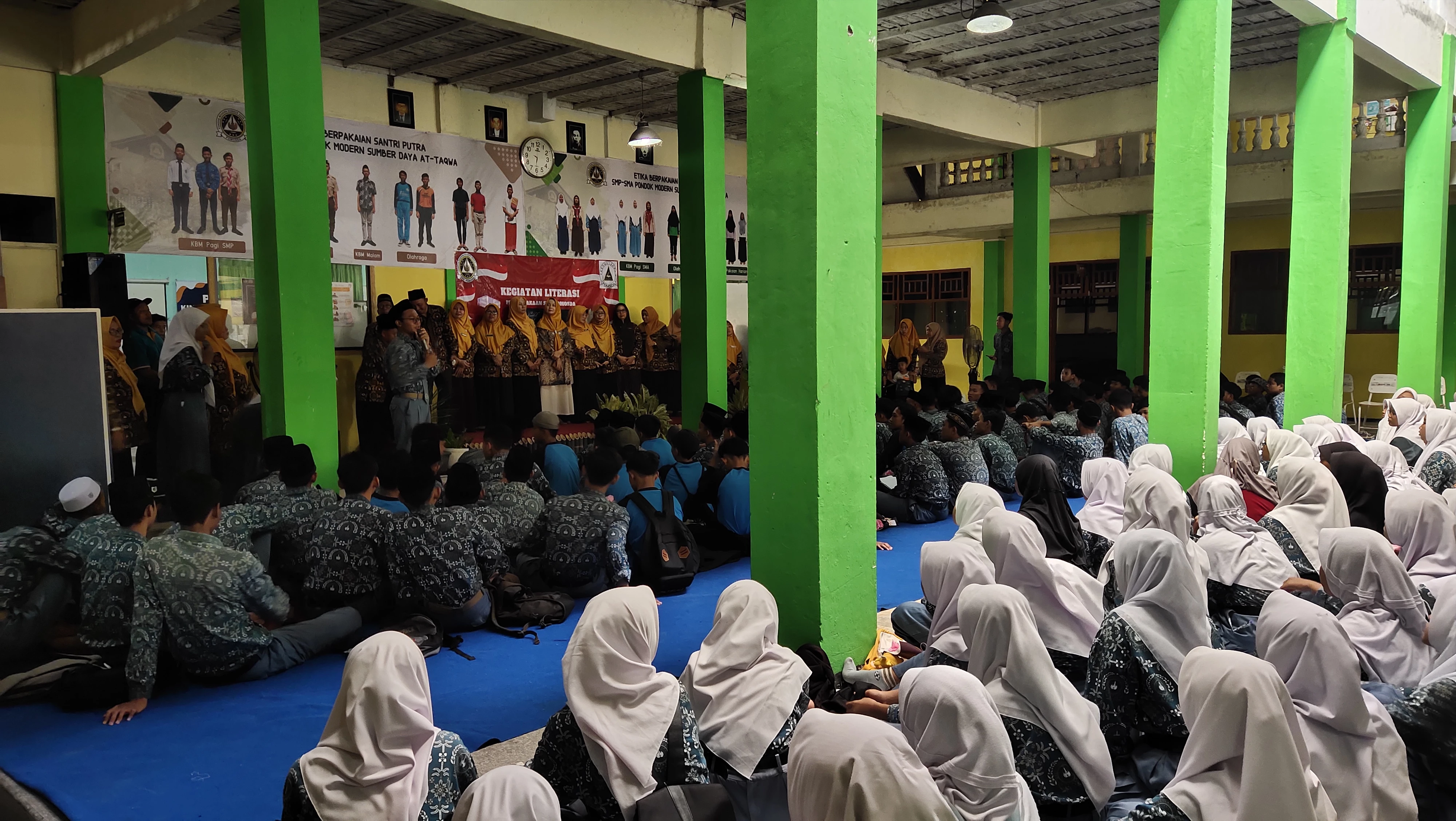 SMA POMOSDA Tanjunganom Gelar Peringatan Hari Guru Nasional 2023 Dengan Penuh Khidmad Dan Mengharukan